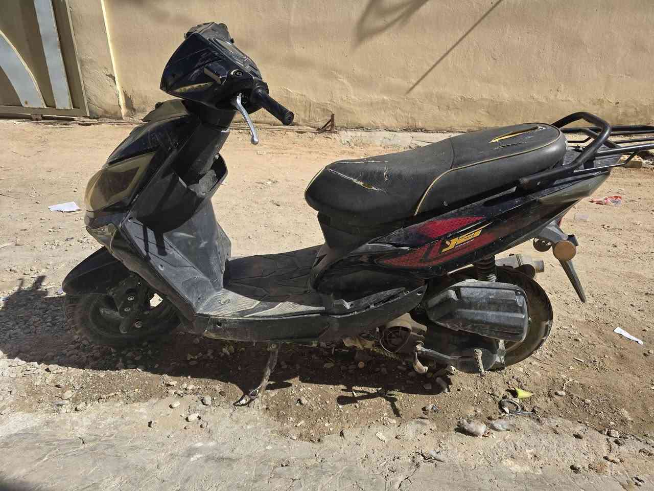سلام عليكم دراجه صيني البيع عاطله عوزه تجفيت سعره 75 ***********
