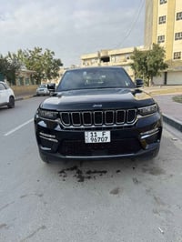 ‏  حادث بسيط جدا Jeep Grand cherokee 4xe الموديل٢٠٢٤ 4x4 هايبرد ماشية ...