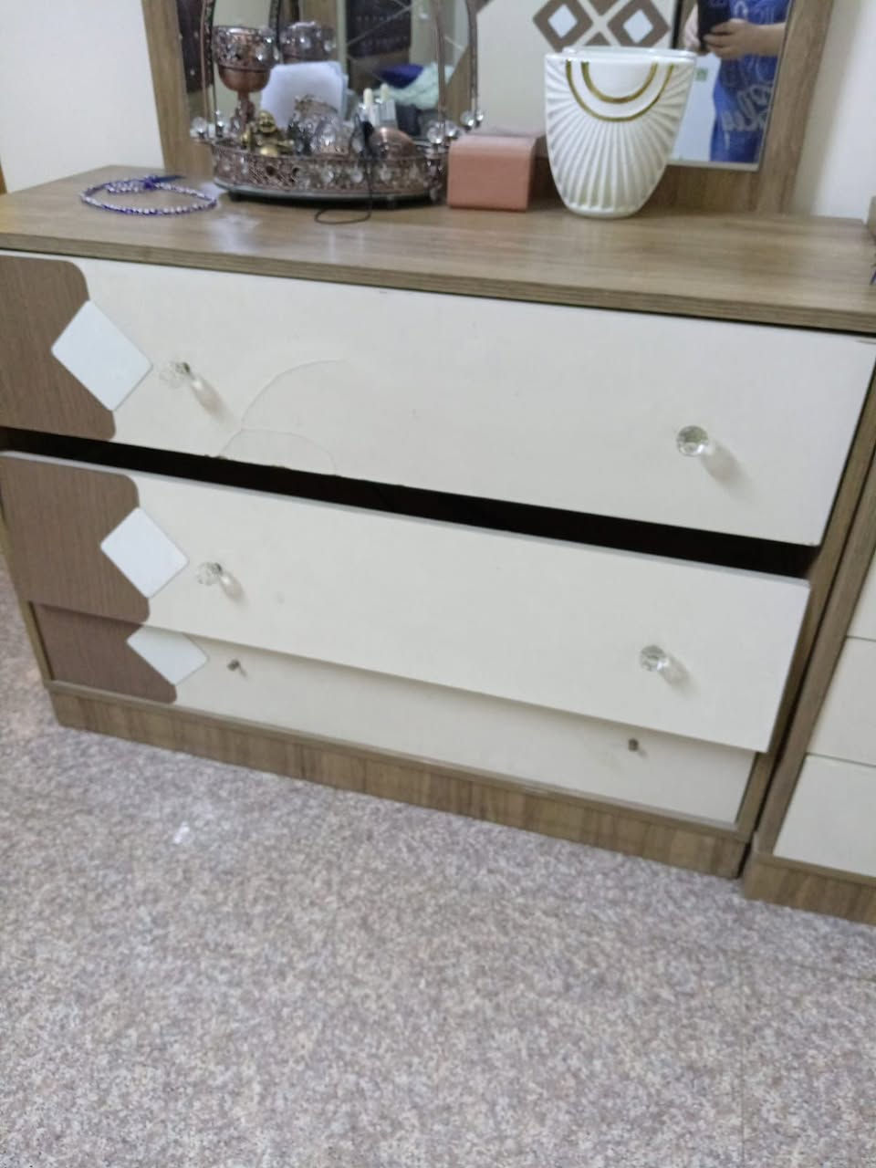 السلام عليكم من رخصه الادمن غرفه نوم شبابيه سرير جك قياس 120


**إذا كنت صاحب هذا الإعلان وتريد حذفه لأي سبب، رجاءا أرسل رسالة إلى الدعم الفني**