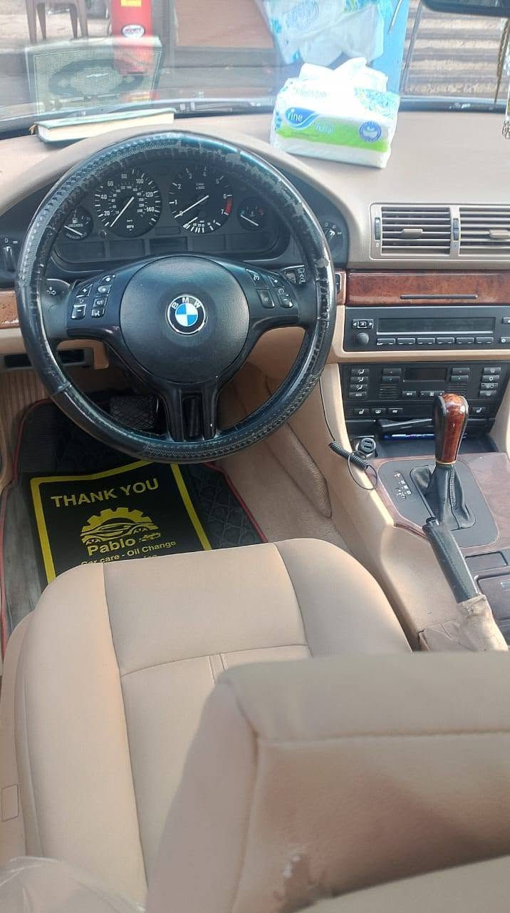 BMW 520 2001
فبريكا دواخل 
رأسه نظافه على الصاج 
2500 سي سي 
معاينه القاهرة أو مطروح
مالك اول 
رخصه سنه 
مرور مطروح العجوزة, الجيزة


**إذا كنت صاحب هذا الإعلان وتريد حذفه لأي سبب، رجاءا أرسل رسالة إلى الدعم الفني**