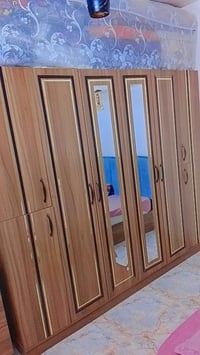 للبيع غرفه نوم وسبلت ودوشك مال جربايه للاستفسار 07709716726
