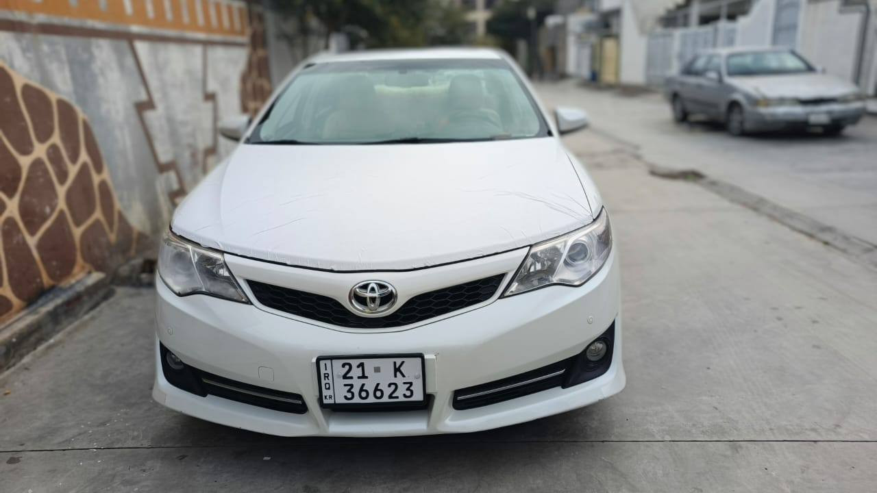 کامیر مۆدیل2013 خەلجی تەبرید مەرکەزی فول مواسەفات بەشەرتی گیڕومەکینە هیچی پیوەنیە یەک بست ساردی هەیە فول فول بس بەسمەنیە ڕەقەموی سەونەوی تازەیە سلایدە چوار تایەی لۆکی لەژیرەماشاڵڵە لەجوانیابی حلە سعری 158$$
***********
