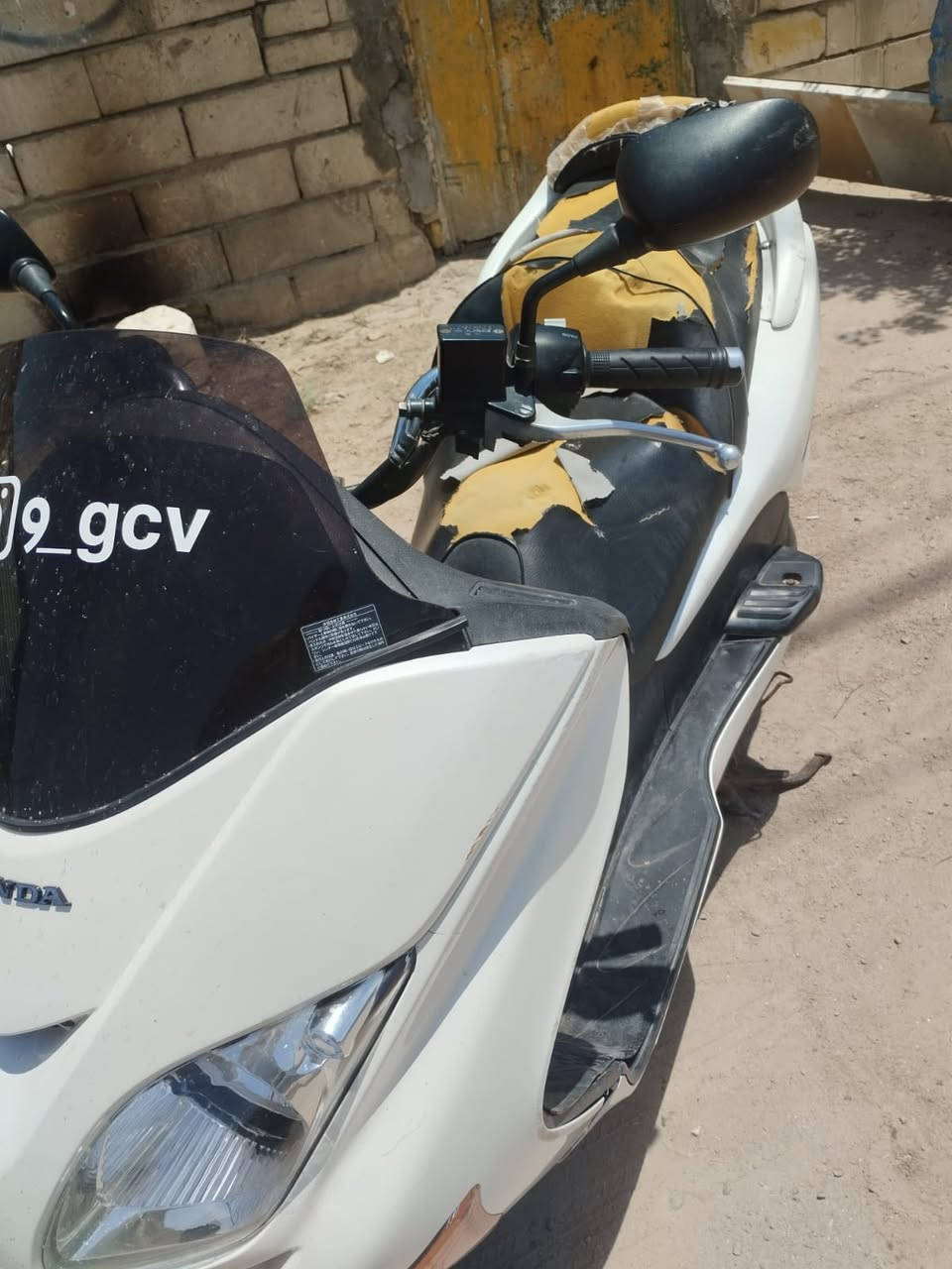 فورزه صفر ٨ السعر ٨٥٠ الدراجه مفوله محركها ياكل الشارع اكل بس صار فتره تاركها بسبب ضرره كهربائيات كلها شغاله نكره سلف واتساب فقط***********
