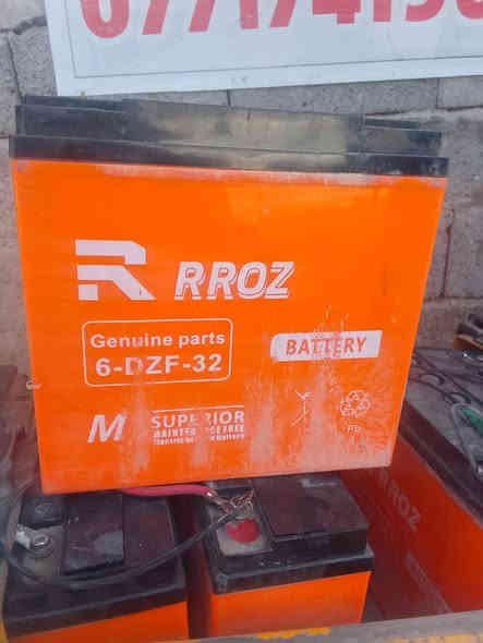 السلام عليكم دراجة عاطله ابيعه عاطله اريدها 100
مكاني رحمانيه الشعله _ شارع الشيش 
الرقم 
***********
