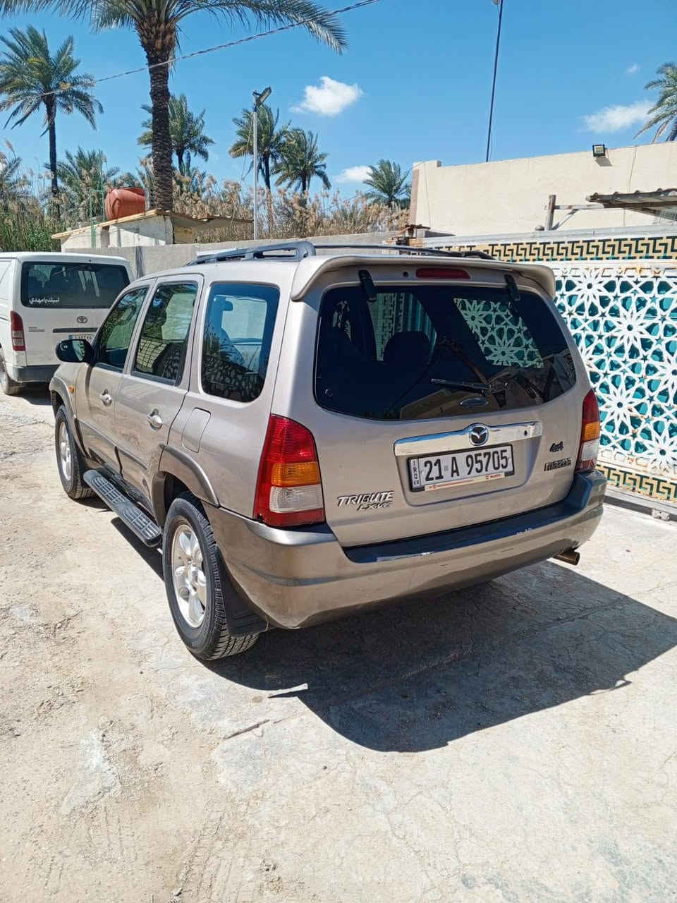 السلام عليكم 
مازدا 2001
كير ومكينه كامري 
السياره موجوده في بغداد حي اور 
تحويل مباشر من صاحب السنوية 
للاتصال ***********
