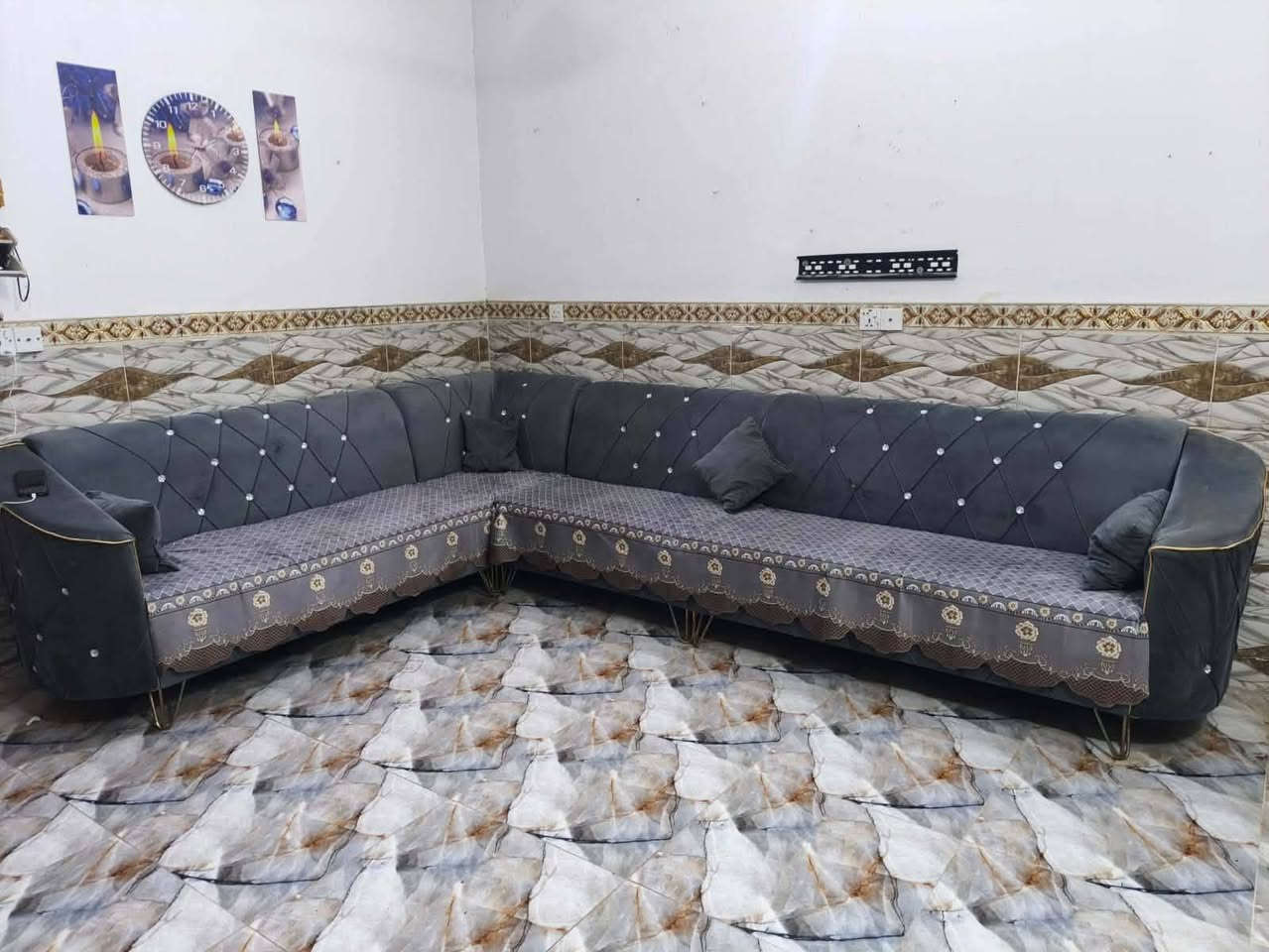 ديوان نضيف كلش ب٢٢٥ وكنفيره شغاله نضيفه ب٩٠


**إذا كنت صاحب هذا الإعلان وتريد حذفه لأي سبب، رجاءا أرسل رسالة إلى الدعم الفني**