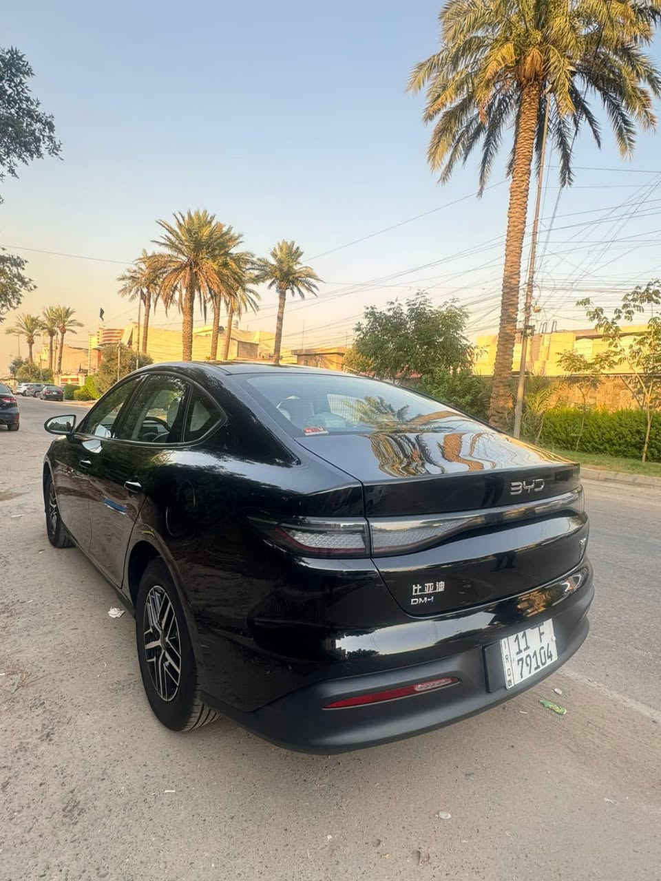 السلام عليكم byd سيل فايف اسود ماشية 11الف مكفولة من الصبغ والبارد للبيع فقط السعر 19500 مليون للاستفسار ***********
