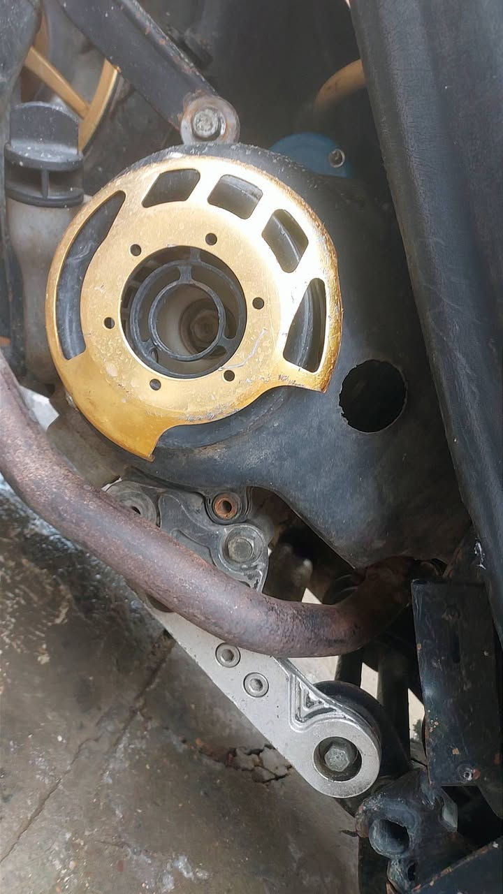 السلام عليكم دراجة ماكس عدلة للبيع مكينة مفتوحة ٤٩ لا تنقيص ولا تبخير كهربائيات شغالة نكرة بكل وقت بيها تزويد خارجي بي اصلي وتجاري اريدها ب450 وبيها مجال مكاني بغداد الحسينية مال الراشدية ***********
