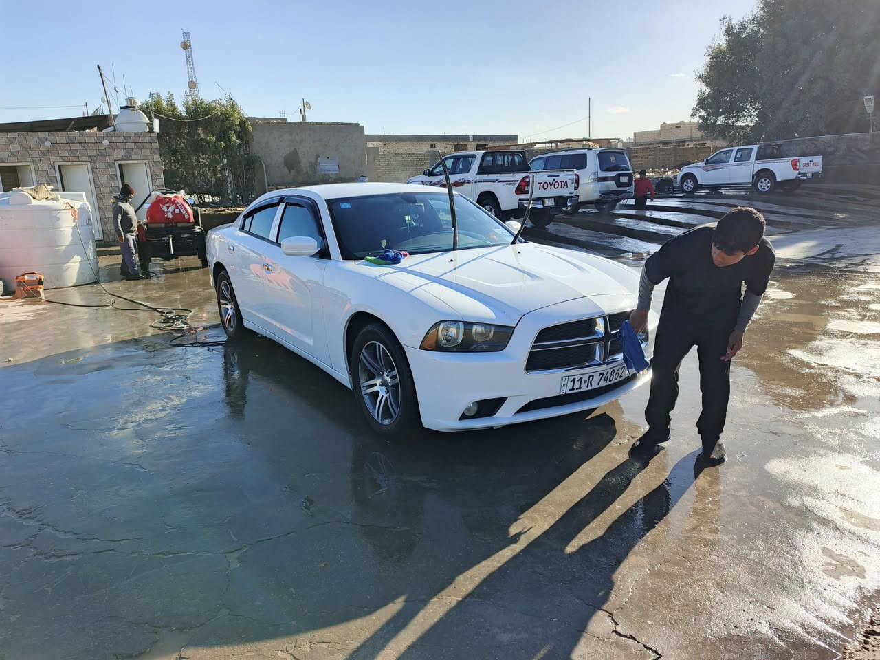 السلام عليكم 
جارجر موديل ١٤ 
كفالة عامة 
رقم بغداد الجديد، 
محرك ٣٦٠٠ 
سنوية ب اسمي 
اتصال فقط 
***********
