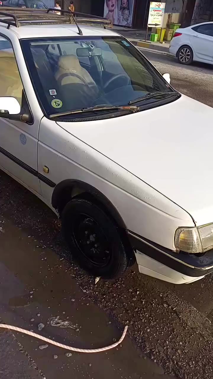 بيجو روي للبيع السعر 33 مديل 2010
 رقم بغداد  جاهز برغي مانقصه محرك  وكير  بلادي السيارة  كاعده رقم  ***********
