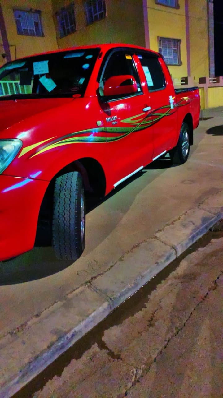 مه زيا 2011زينون حراري صاشي 19كير عادي سي بارجي بوياخي هيه بودي يه ك جاملوخي لاي سايه ق كير مه كينه اكسن به شه رت سنوي 4مانكي ماوه هزاي فحز نويه ته قه ره قه به شرت ته قه ي 100دولار فري ده هه موو شتي به شه رت سعر160مجالكي مه م تيايه *********** أربيل, العراق
