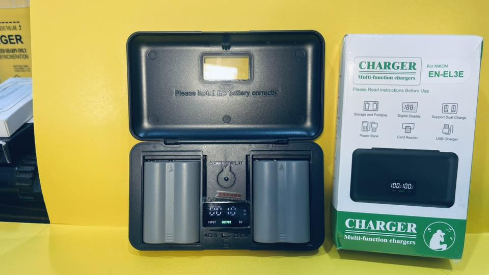 مو شاحن بطاريات ضيم 
يشتغل شاحن بطارية و پاور بانك و كارد ريدر يعني مختصر كل شي ، ثقيل و كواليتي كلش حلو .

مع بطاريتين 

السعر ٤٠ قفل ..


**إذا كنت صاحب هذا الإعلان وتريد حذفه لأي سبب، رجاءا أرسل رسالة إلى الدعم الفني**