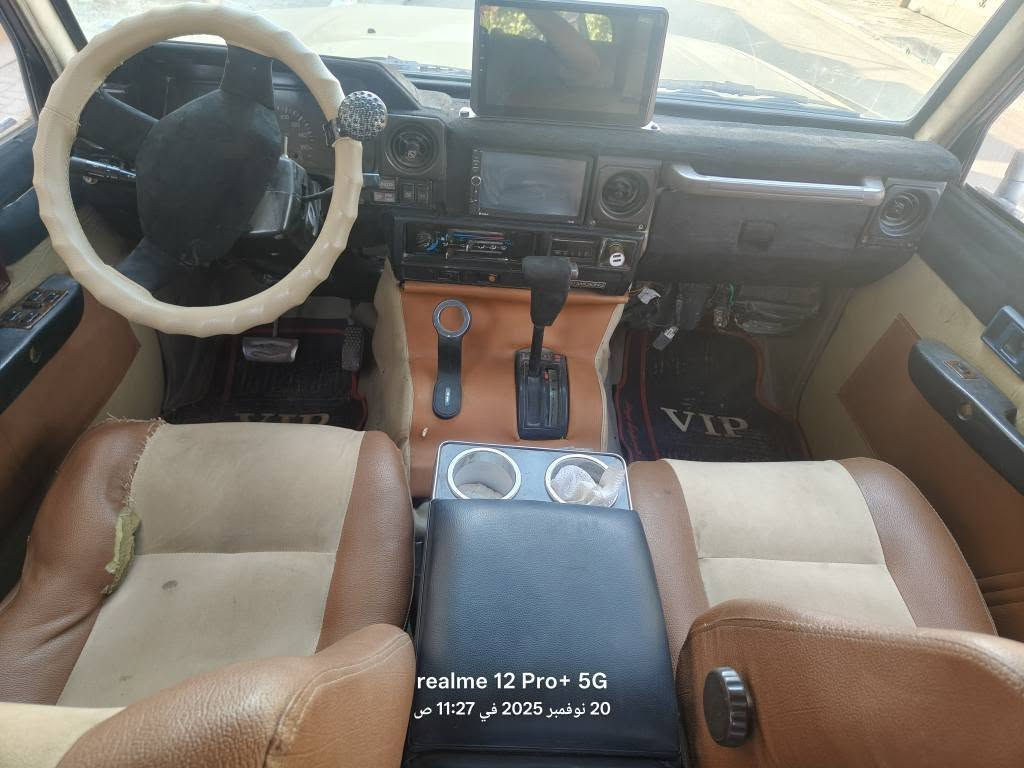 لاندكروز شاص للبيع او مراوس مديل1992 محدثه 2017 سيارة كامله بيها نواقص حداديه صدر وكمبريسر بي ضعف ولباقي سيارة ماشاءالله كير محرك شرط الفحص صبغ عام لجماليه  محرك محور 2500 بطه رقم ديالى مشروع وطني بأسمي بأي محافظه تحول سنويه لغايه 2030 تنتهي سعر 95 وبيها مجال  العنوان بصرة للستفسار
*********** البصرة, العراق
