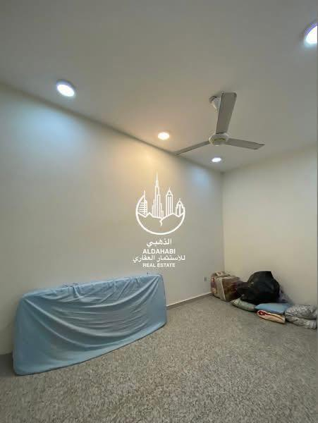 للايجــــــــــــار ✅
.
بيت طابقين مؤثث للايجار في حي الخضراء بناء حديث موقع ممتاز يصلح سكني و تجاري 
.

مواصفات البيت  / 
.
ثلاث غرف منام ، صاله ، استقبال ، مطبخ ، صحيات ، كراج

.
سعر الايجار مليونين 
.
✅ الذهبي للاستثمار العقاري ✅

#مجــــــاز_قانــــــــونيــاً
—————————————
#ملاحظه لعملائنا الكرام يتوفر لدينا عروض عقاريه بيوت للبيع والايجار في كافة مناطق محافظة البصره كذلك يتوفر لدينا بنايات تجاريه للبيع في مناطق ممتازه بوارد شهري ممتاز 
‏‌‎ للمعلومات اكثر التواصل على الارقام الموضحه او زيارة
الموقع 
البصره_ شارع عام حي الزهراء _ قرب مستشفى النفط
***********
***********
