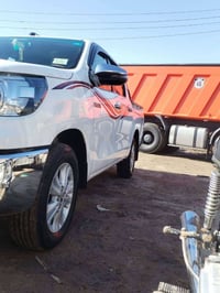 هيلوكس موديل 2021 اوتماتيك مكفوله كفاله عامه بسمي رقم بغداد تحويل مباش...