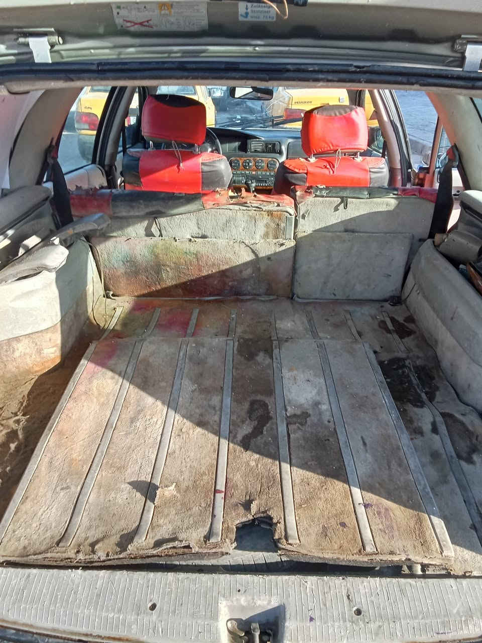 اوبل بزون ستيشن موديل 1997 رقم بغداد للاستفسار *********** سعر 35 ورقه بيهه مجال
