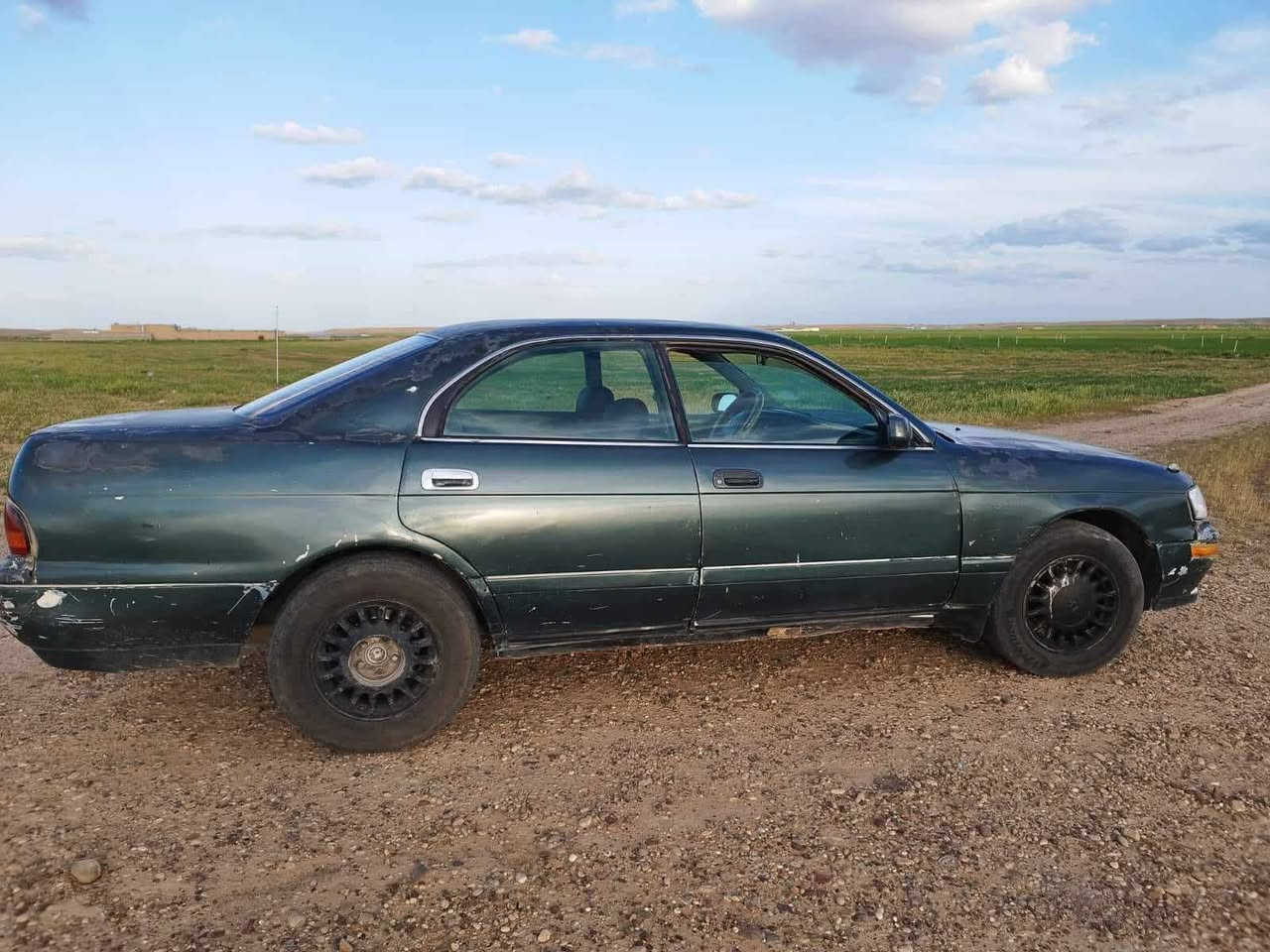 السلام وعليكم سيارة بطه رقم صلاح الدين ألماني بسمي سنويه صاقطه صار سنه كير محرك خير من الله شرط التحويل الكشر شوف العين مكاني سديره.السعر33وبيهه مجال اتصل عل رقم ***********
