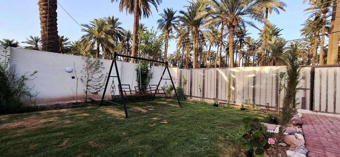 بسعر مناسب مزرعة للبيع 500م  سند 25
تحوي على دار حديث صالة ومطبخ 2 نوم وصحيات منفصلة كهرباء وماء اسالة
بالبوعيثة بعد شيخ زوين نزال عن السدة 200م نقص فقط المسبح تصلح سكن او مزرعة خاصة اتصال وتساب ***********
