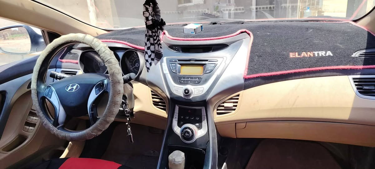 النترا لل بيع رقم سليمانيه دولي السونار مرفق ويا الصور بدون تبديل السياره موديل ١٢ محرك كير تبريد كلها شرط سعر 110 بيها مجال مكان كركوك الحويجة ناحيه الرياض
***********
