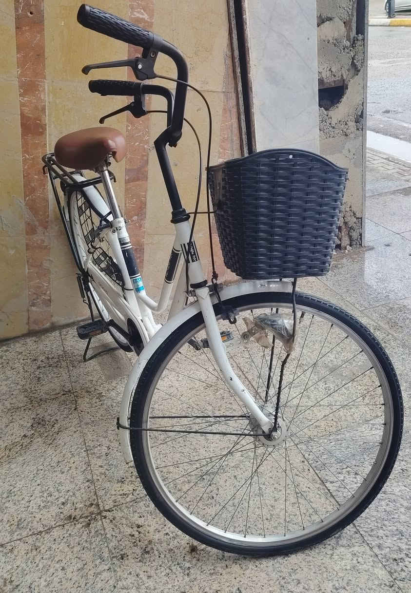 السلام عليكم

للبيع بايسكل

حجم 26

نظيف بنسبة 90 %

السعر 85 وبي مجال حك الجية

المكان تكريت شارع الاربعين


**إذا كنت صاحب هذا الإعلان وتريد حذفه لأي سبب، رجاءا أرسل رسالة إلى الدعم الفني**