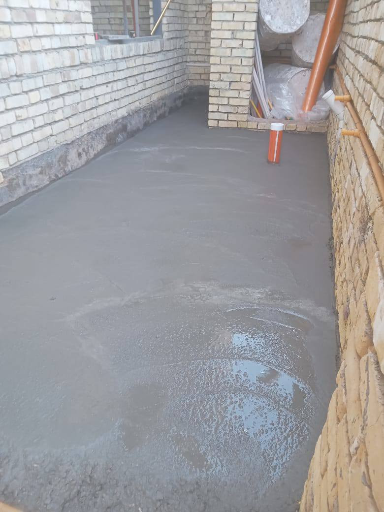 السلام عليكم عمال لفرش السبيس وحدله ولتنظيف انقاذ المنازل والاصاب ارضيه المنزل للاستفسار صنع الرقم***********.
