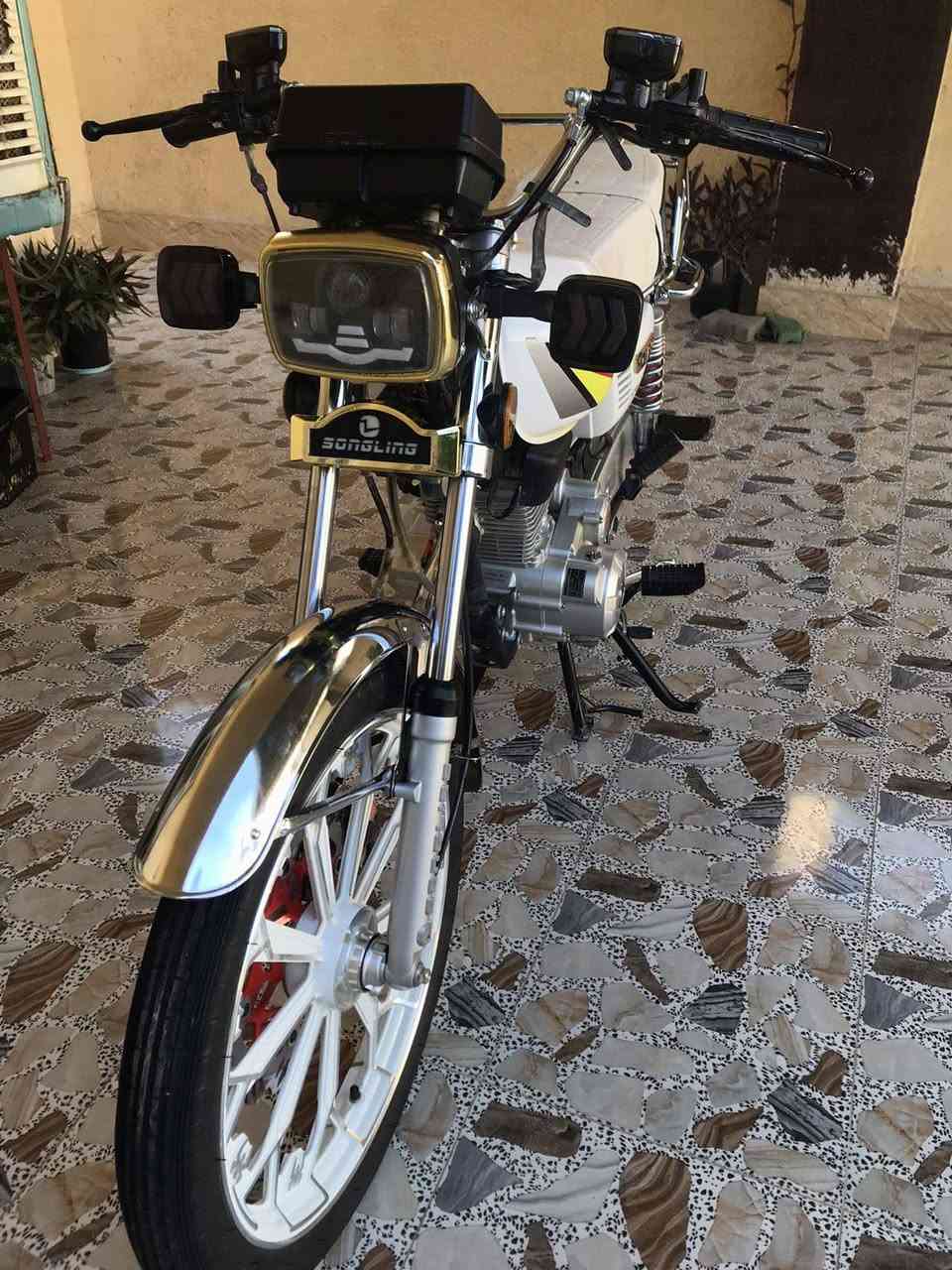 نشر بسبب الوعود الكاضبه
دراجه سيفان موديل24عل25 دراجه كفاله عامه تجي تفحص وشوف سعر خاص راسلني وتدلل رقمي *********** وتساب بي
