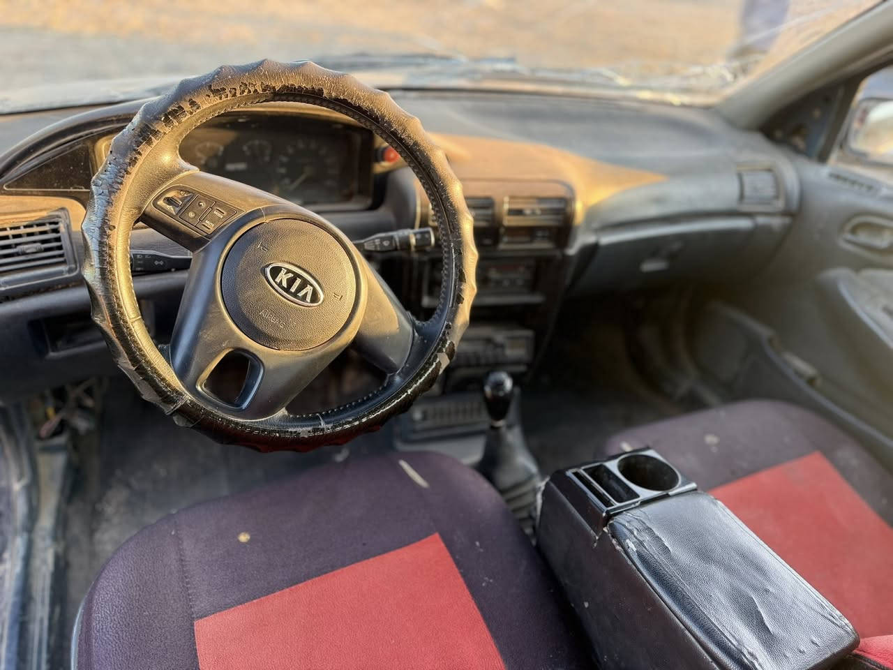 سلام عليكم. كيا سيفيا. البيع.   موديل 1994
كير مكينه.  جديد.        رقم بغداد. نكليزي. 

  سنويه مشروع وطني.     تحويل. مباشر

تخم تاير.         كير. عادي.    مكينه مفتوح 

               سعر.  26 وبيه مجال قليل. 

       مكان بغداد النهروان   ***********
