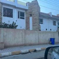 دار للايجار • ٢٠٠م • ٤ غرف