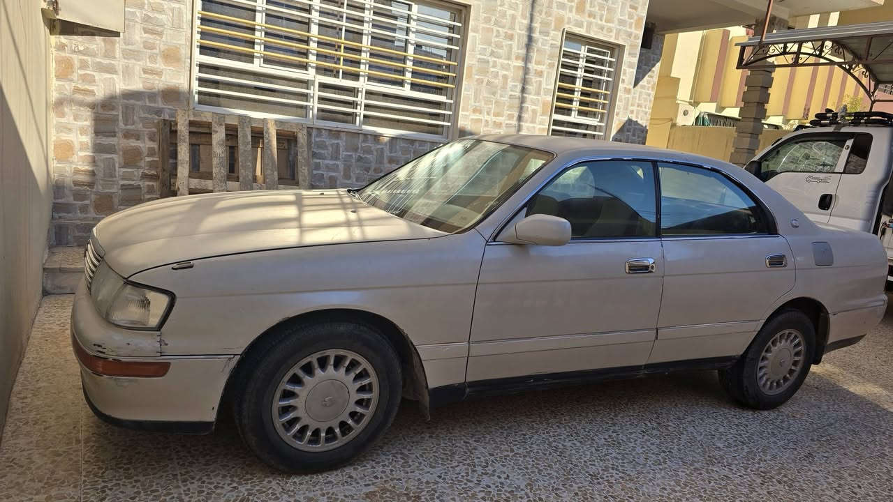 سياره بطه
بسعر 40 
***********
