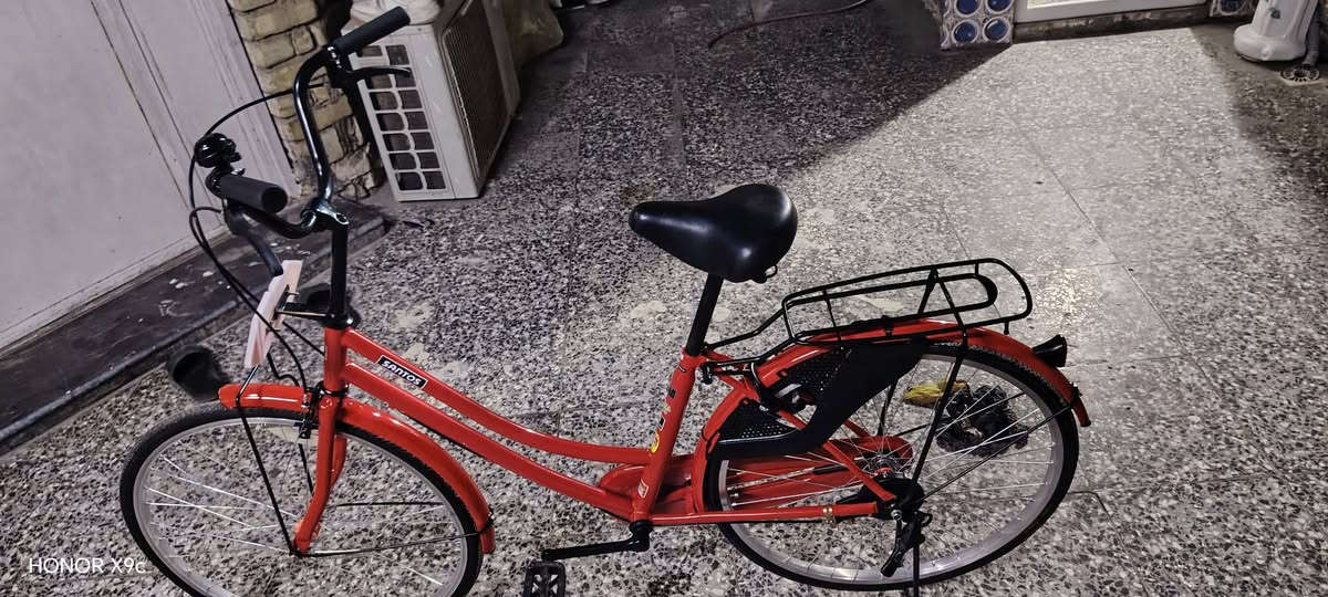 سلام عليكم باسكل لبيع جديد ما مستعمل قليل صارلي اسبوع من اخذتة محتاح الفلوس مستعجل علة بيعتة مكفول من الشخوط سعر 130 و بي مجال بيك خير و تدلل الرقم ***********
