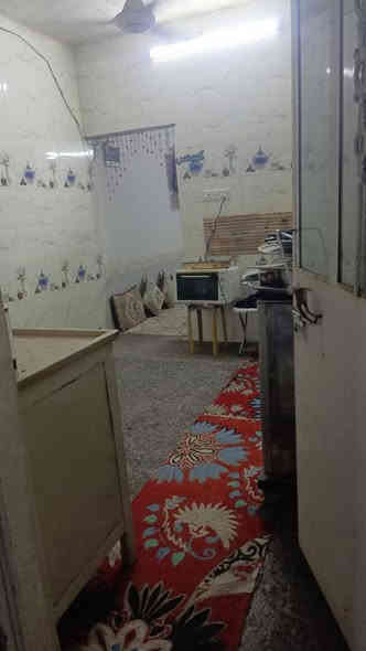 للبيع عند آل معالي الشارع الحولي الرئيسي
دار 100م براني وصاله ومطبخ وصحيات داخلية وخارجية وطارمة
بناء 2023 جديد سيراميك بورسلين السعر 30 مليون  قابل للتفاوض للاستفسار مراجعة مكتب عقارات الجوهرة الكائن في حي الصدر مقابل كراج مبيت سيارات المقابل اللجان الطبيه قرب أفران بغداد الحديثة أو الاتصال بالارقام
***********
***********
عقارات الجوهرة
