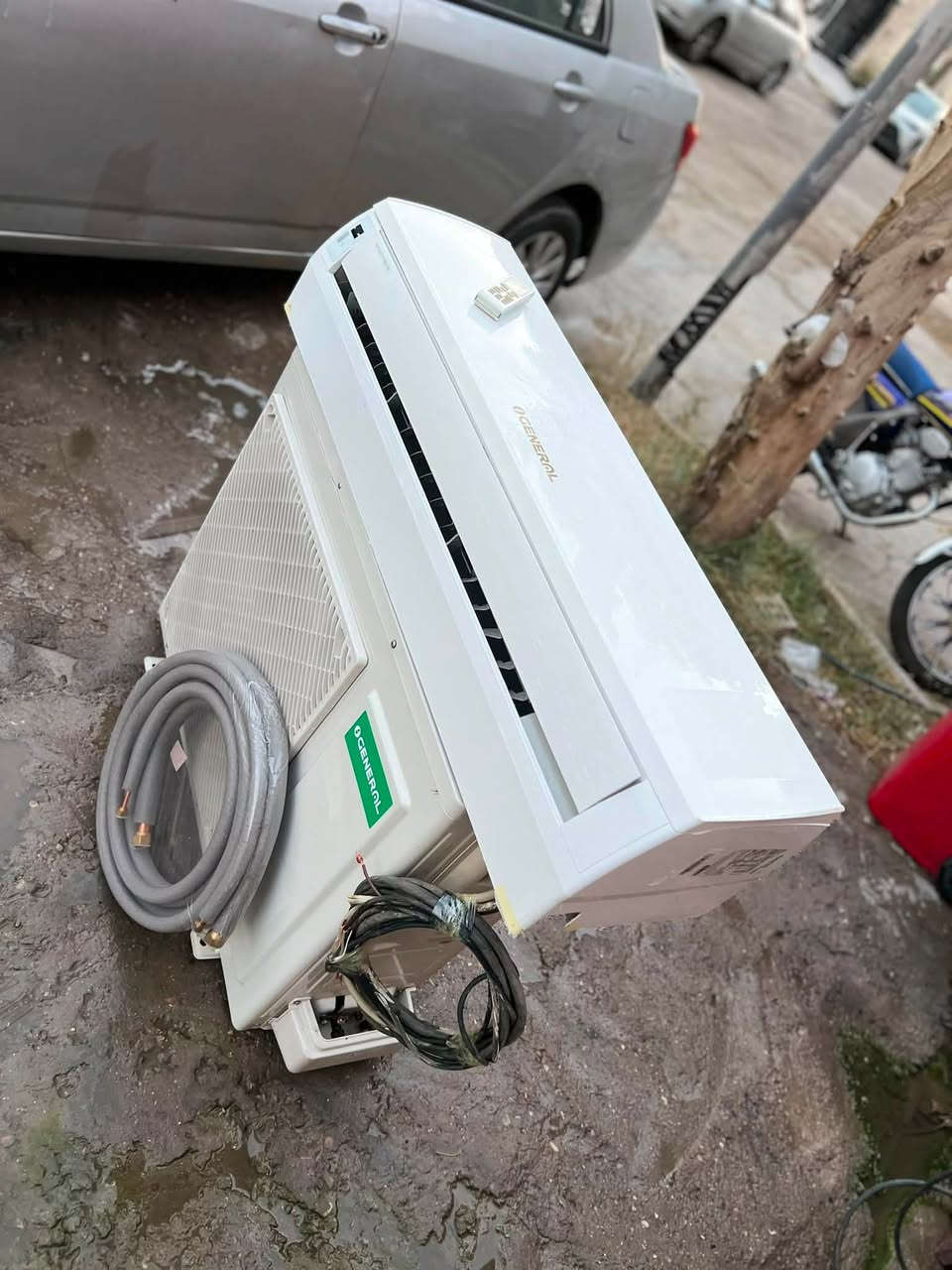 السلام وعليكم اخوان للبيع سبلت جنرال ماليزي ٢ طن الاصلي 
نضافه95/100 تبريده ثلج ❄️☃️🧊+تدفئه 🔥🐦‍🔥❤️‍🔥 كامل مكمل جيب وشد بواري جدد ريمونت وايرات اخوان 
 السبلت كله على وضع الشركه  الجهاز رديتراته زرك  
غازه مقفول مالت الشركه22 R مغسول وجاهز 
بعد معروف الجنرال الماليزي  بتبريده ودفعه القوي جاهز بس عليك تشده  
السعر 425 وبي مجال بسيط 
اخوان السبلت مو  انفيرتر ماطور T3 
شارع فلسطين ***********
