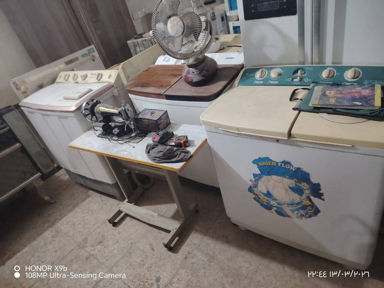 غراض منزليه للبيع وبسعر مناسب للاستفسار الحر الصغير قرب جامعه أهل البيت مجاور روضه السنابل *********** يوجد لدينا كادر فتح وشد الغرف التركي والصيني وبسعر مناسب
