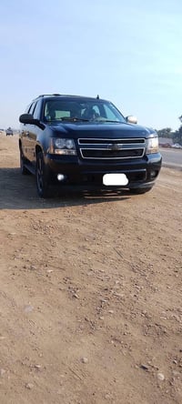 للبيع تاهو رقم بغداد بسمي تحويل ثاني يوم موديل 2008 بيه جاملغ وبنيد وب...