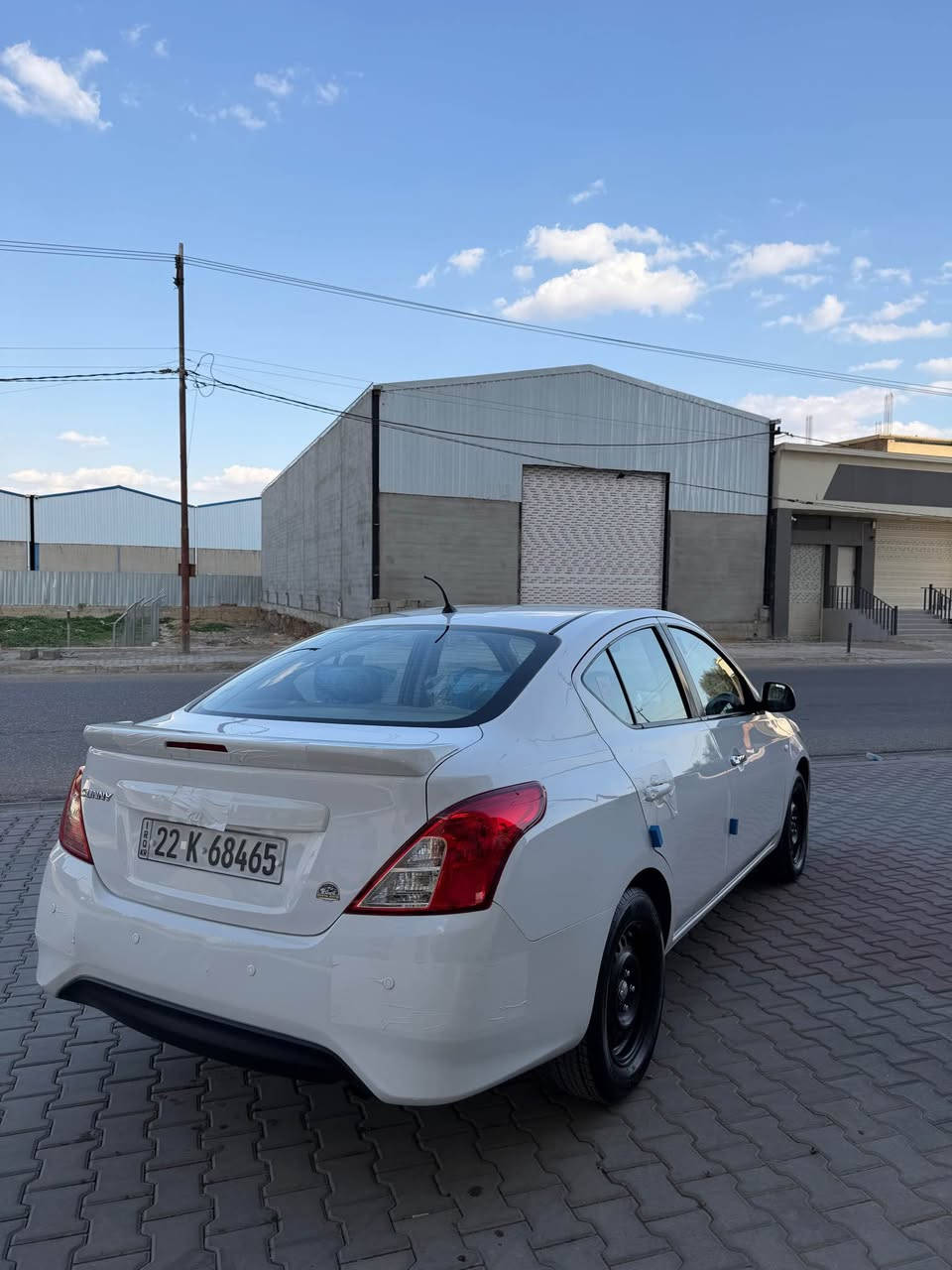 نيسان صني  
هندي اصل 
موديل. 2022  
ماشية 40 الف 
سنوية و هزة لوحات  2030 جديد 
دفتر بنزين بيها. 
 بلاجكتور  و جناح بيلادي 
ارضيات مخلفة جلد 
تخم تايرات جديد 
صدر جديد.  
گير و محرك بشرط  
سيارة بدون صبخ بدون حالوب. 
فقط بيها شبر تعديل بارد 

كركوك رحيم اوا 
***********
سعر 116 و بيها مجال قليل كركوك, العراق
