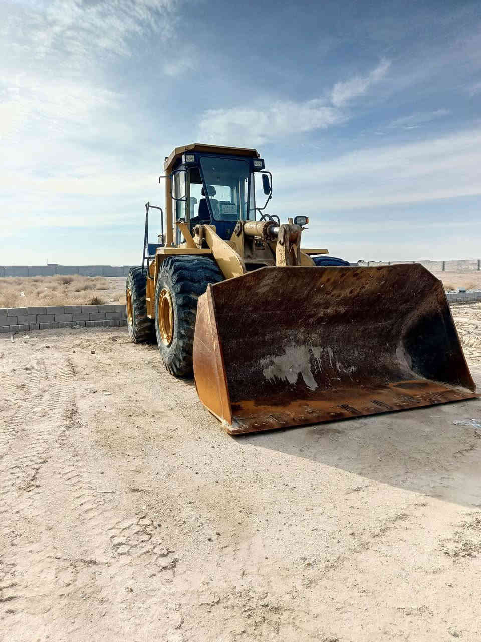 السلام عليكم

شفل كوماتسو موديل 99
حجم 420 
محرك كمنز ٢٤ولف مكفول 
كير كهربائي
رقم بغداد الماني تحويل مباشر

السعر 150 $ وبي مجال للشراي

معرض العراق لبيع وعرض الآليات الثقيله
الفلوجه معارض الخط السريع
للأستفسار والطلب *********** - ***********
