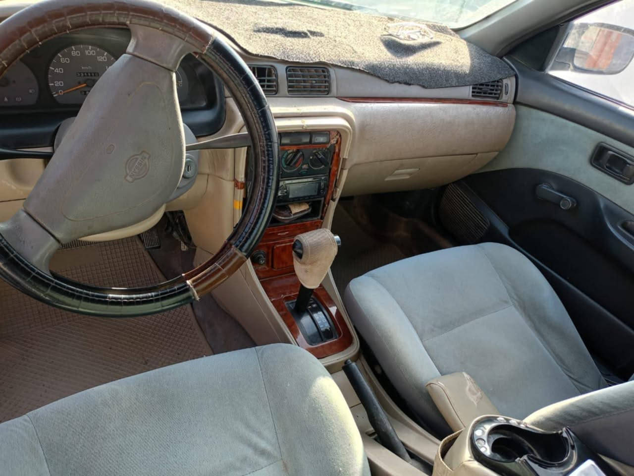 سلام عليكم نيسان صني للبيع موديل ٩٤ رقم كركوك سنويه جديده٢٠٣٠ كير أوتوماتيك أربع إطار جديد ويل كروم أي استفسار خابر على رقم وتدلل *********** مكان قضاء طوز
