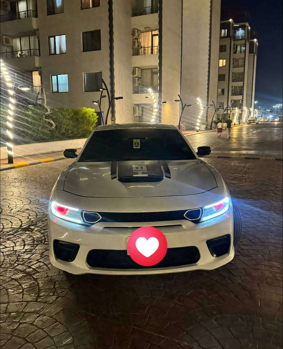 السلام عليكم جارجر RT للبيع ٢٠١٧ ماشيه ١٠٥السعر ١٩٥ وبيه مجال سياره حلو الشراي بي خير ويدلل رقم هاتف ***********
