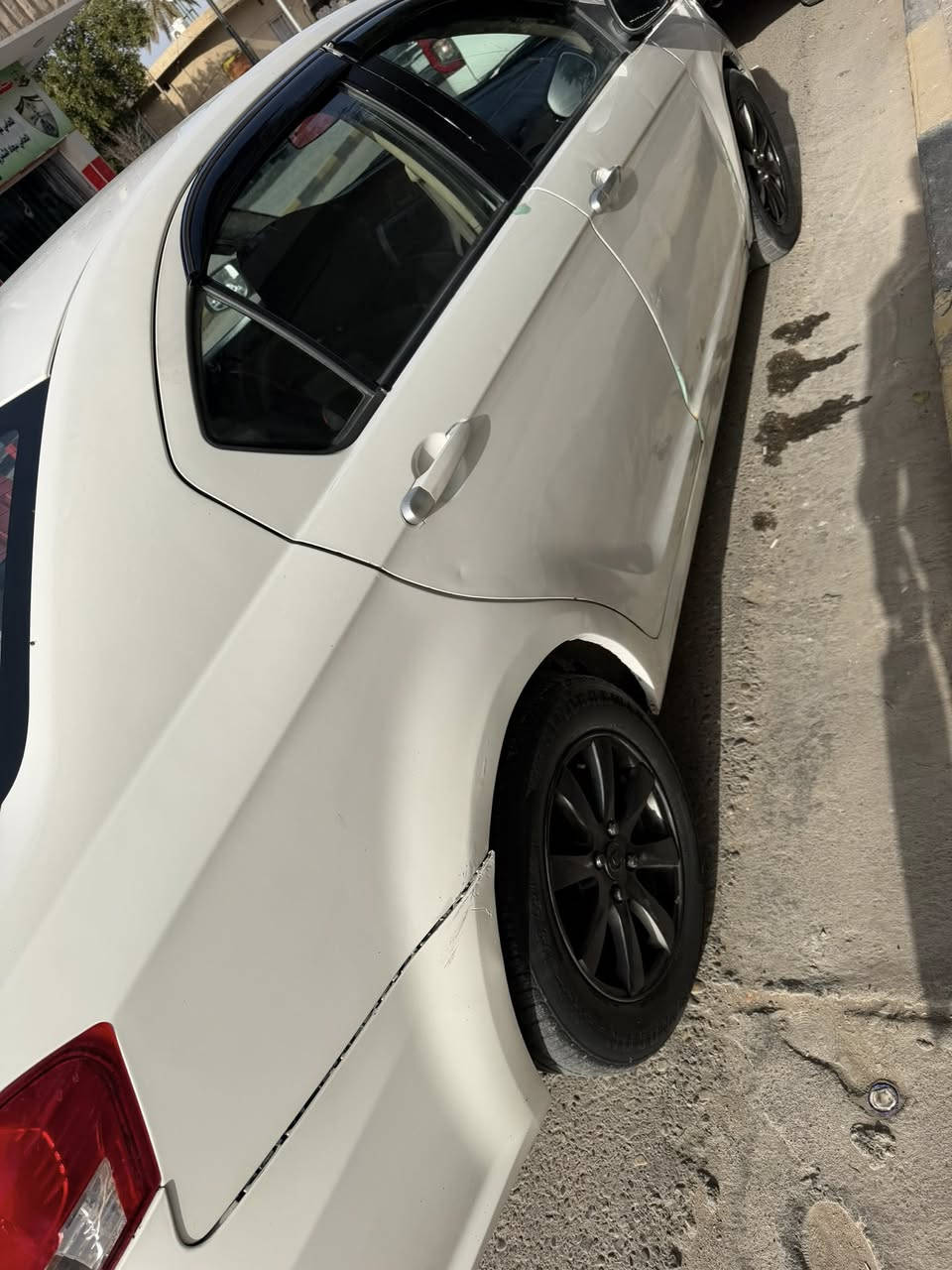 كريت ويل فولكس موديل 12
بيها تلكيط خياس هلالات ودوس 
كير ومحرك زينات حدادية كهربائيات
رقم بابل تحويل مباشر ب37 وبيها مجال
مكاني واسط / الكوت
***********/ ***********
