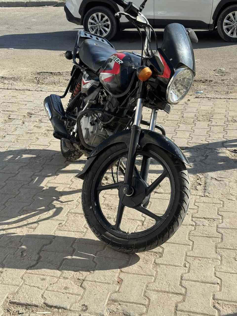 السلام عليكم دراچه بوكسر لل بيع موديل 2019 بيه شويه نقوصات هذا رقمي *********** مامتواجد فيسبوك
