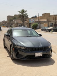 K5  2021 مكينة 1600 تيربو  مواصفاتLXS معروفة الحادث كلش بسيط مرفق بالم...