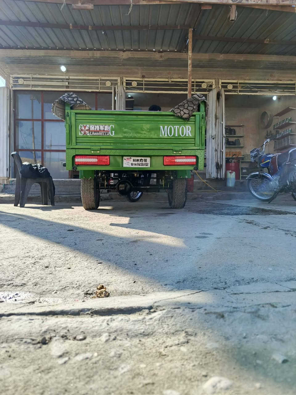 سلام عليكم ورحمه الله وبركاته اخواني ستوته موديل خمسه وعشرون صار أقل شهرين منطالعه  لمعرض مالك مكاني كربلاء أمن لداخلي شارع طارق لخيكاني رقم لهاتف ***********
