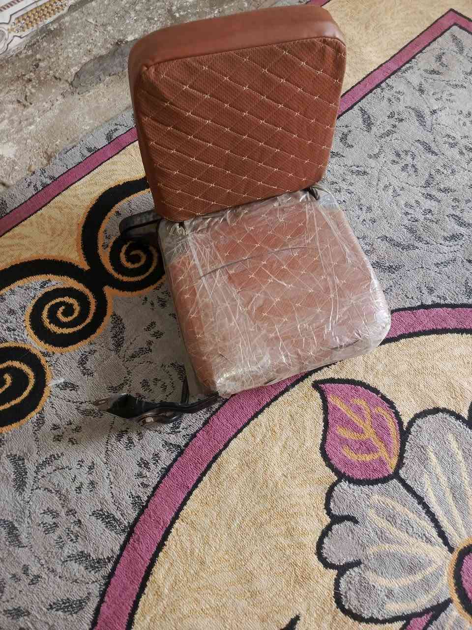 كرسي قلاب مال فتون للبيع اللي على الشمرلوغ مكاني بغداد حي البتول ***********
