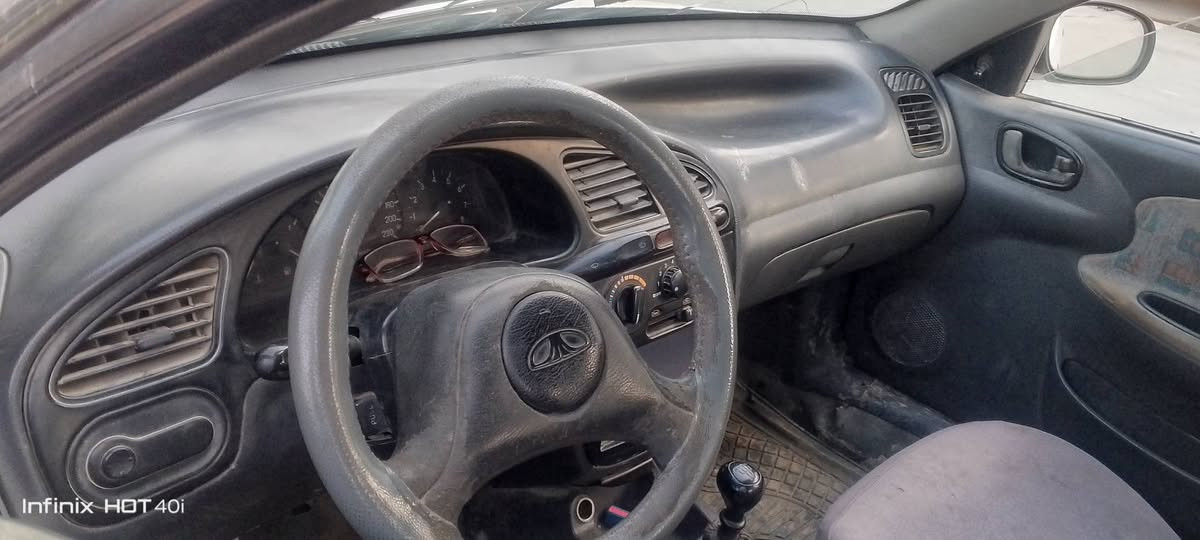 دايو لانوس 2000رقم بغداد مشروع وطنية باسمي سنويه جديد 2027  سياره جاهز ه كير محرك بشرط اي مصرف مابي تبريدشغال سعر 30ورقه ***********
