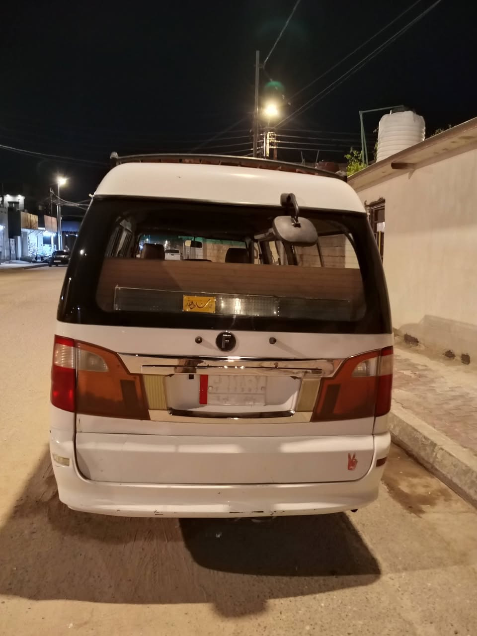 السلام عليكم سياره فتون موصليه موديل 15 حلوه (نضيفه كير مكينه اكسند كفاله) والبدي شوف العين المكان البصرة العقل ***********
