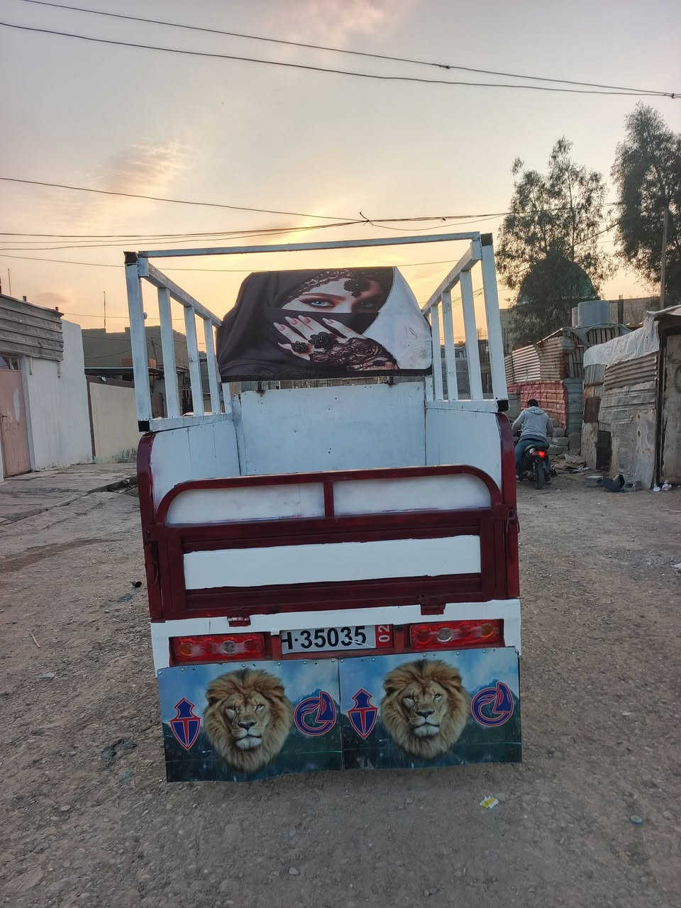 ستوته موديل 17 للبيع وايرمينيه كله شغال ستوته نظيفه 100% كل شيء ما تصرف عليها ماكينه موديل 20 مره واحده معمر شاصي مضروب باج فقط سلف شغاله هندر شغاله ستوته كله شغال تاخذ اربعه ما تصرف عليه من رزق السعر ماله مليون و 200 بيها مجال شيء بسيط انتصر بس على الرقم ما متواجد على الفيس ***********🌹***********
