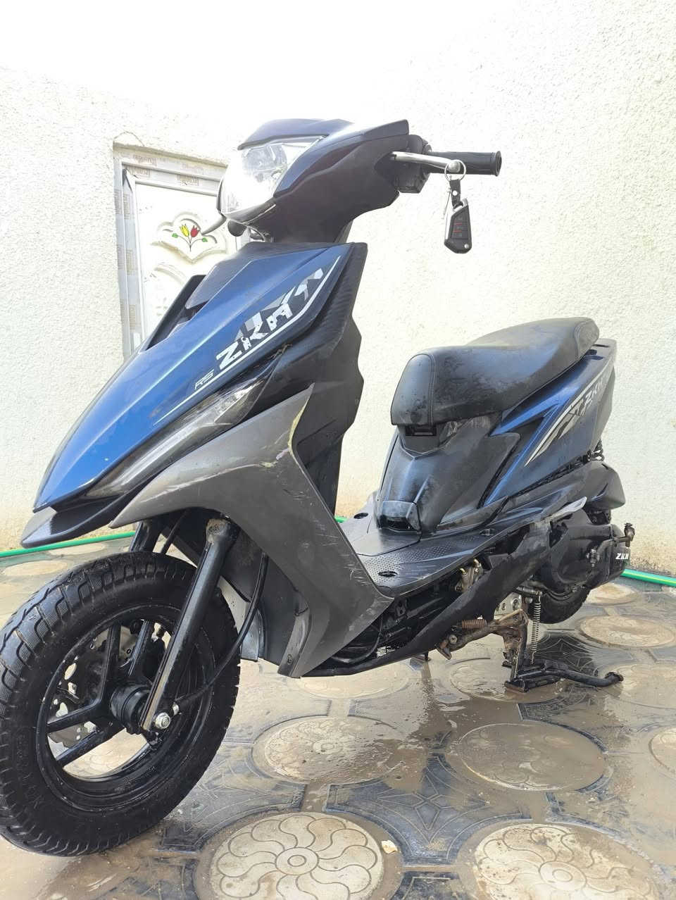 السلام عليكم ماكس مضلع للبيع
الدراجه نضيفه شوفت عينك 

بوشه 49 

التزويد عقل رياضي وكلجات رياضي

نقصهه بس ترايش

للاستفسار ***********

السعر 550 وبيهه مجال حك الجيه 

مكان كربلاء
