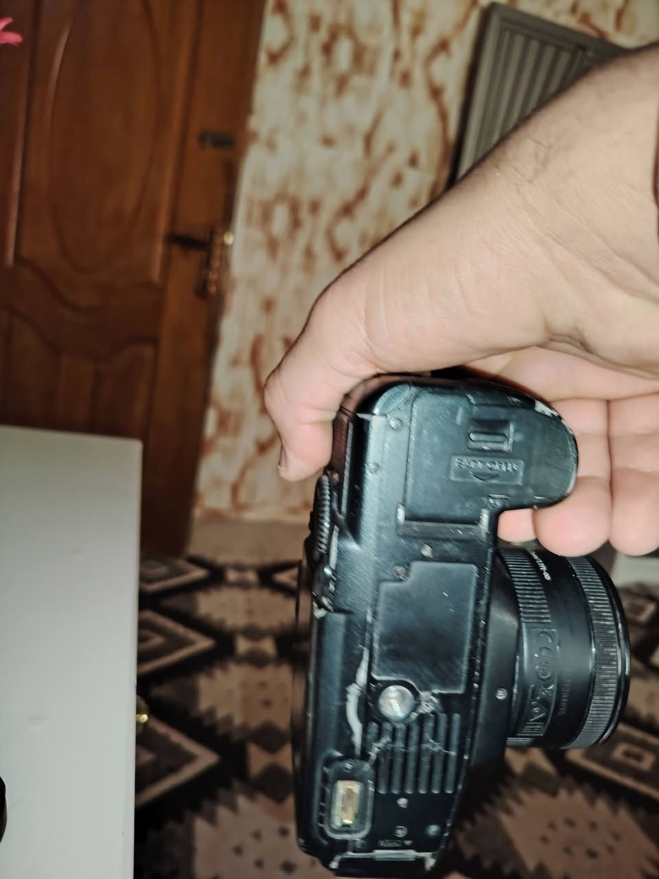 سلام عليكم شباب كامره كانون 5DMarkll
+عدسه 50m+رام١٦ البيع او مراوس ب عدسه  نيكون
***********
مكاني ديالى
(كامره شغاله بس متروكه) 🕵️
