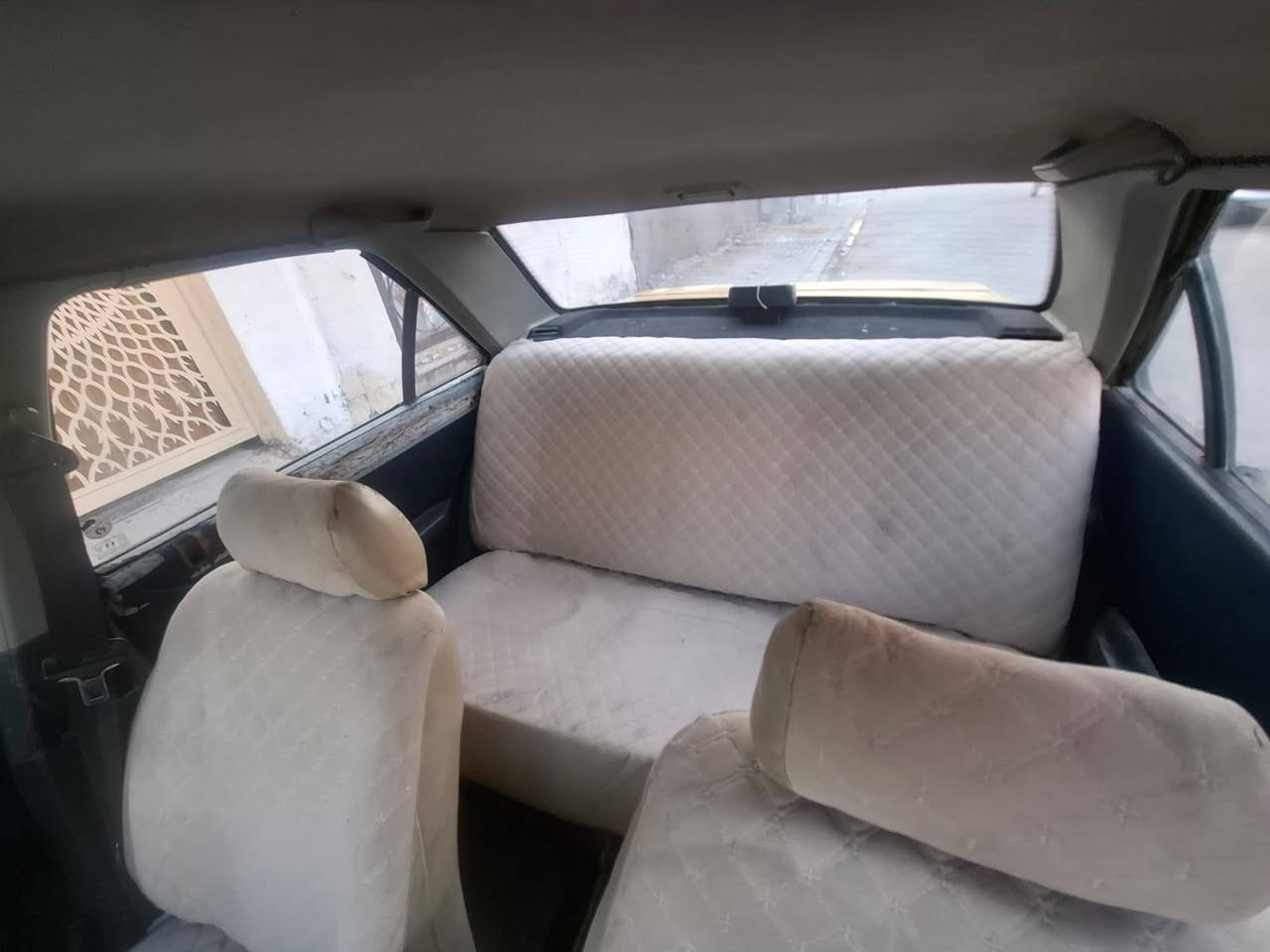 سلام عليكم بيجو مديل 12كير مكينه مكفولات حداديه ستوني نافضها سيراه مكفول بيه بس عتب وم عمرات عليهه 3وراق ينزلن من سعرهه معروضه 30وبيه مجال سنويه 26
***********
