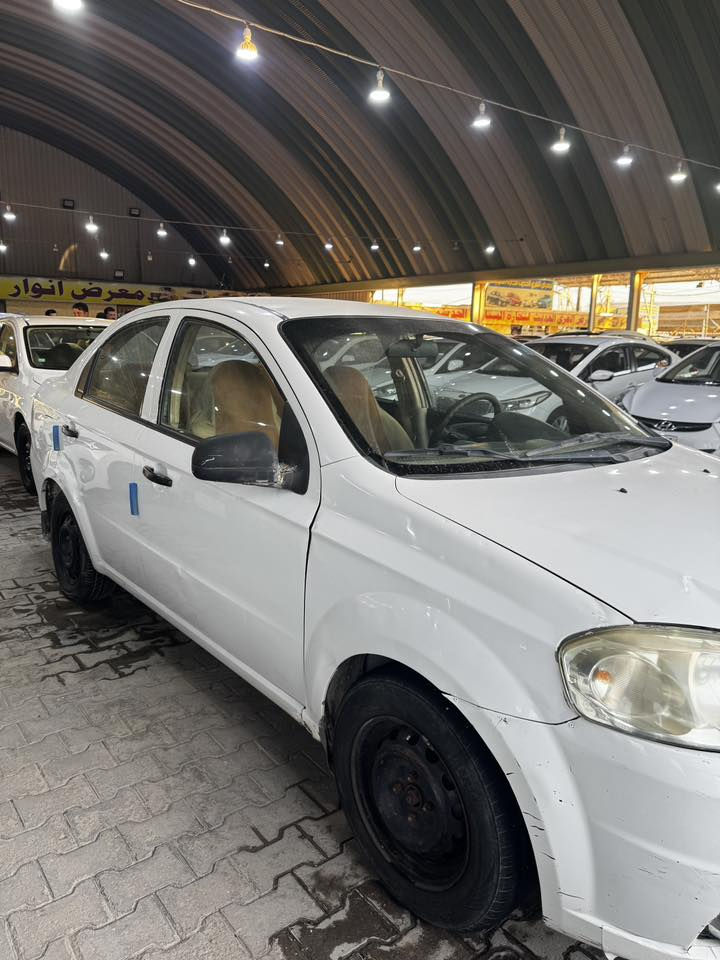 السلام عليكم افيو للبيع موديل 2013 محرك 1600 السياره جاهزه من كلشي بدون حادث مجرد طخات بسيطه كلشي شغال بيها حداديه جيده وكير ومكينه ممتاز تبريد شغال السعر 70$وبيها مجال ‭٠٧٨٠ ٠٢٧ ٤٧١٤‬ متواجد واتساب مكاني النجف
